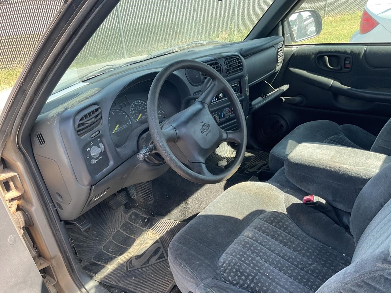 https://f005.backblazeb2.com/file/img-partshotlines-com/Inventory/EX436/Vehicle/13071_05.jpg