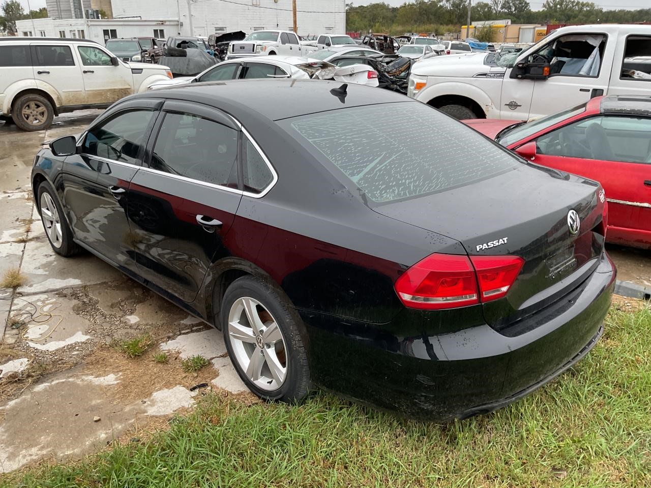 https://f005.backblazeb2.com/file/img-partshotlines-com/Inventory/EX436/Vehicle/13189_02.jpg