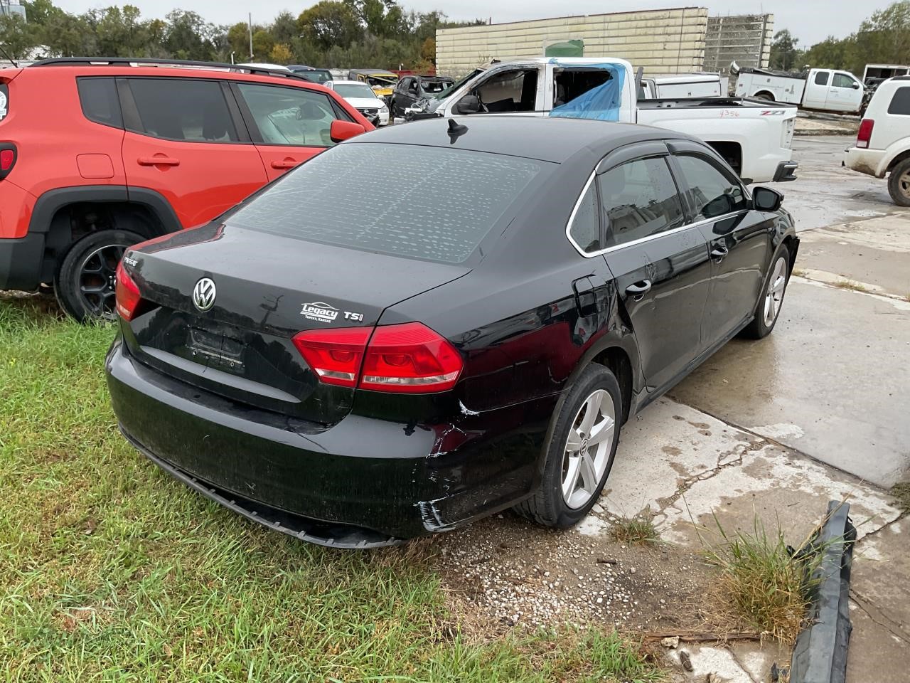 https://f005.backblazeb2.com/file/img-partshotlines-com/Inventory/EX436/Vehicle/13189_04.jpg