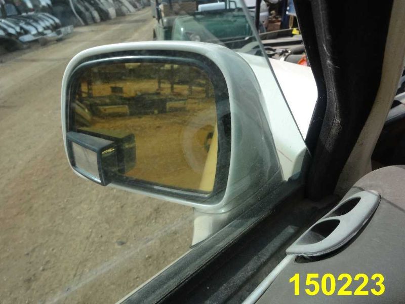 https://f005.backblazeb2.com/file/img-partshotlines-com/Inventory/EX44/Vehicle/12650_09.jpg