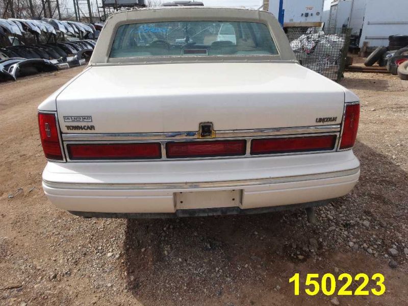https://f005.backblazeb2.com/file/img-partshotlines-com/Inventory/EX44/Vehicle/12650_12.jpg