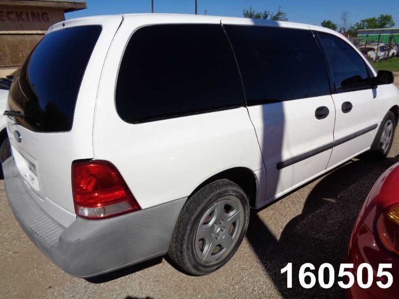 https://f005.backblazeb2.com/file/img-partshotlines-com/Inventory/EX44/Vehicle/13593_12.jpg