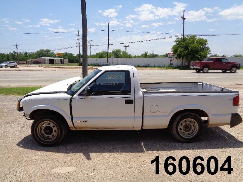 https://f005.backblazeb2.com/file/img-partshotlines-com/Inventory/EX44/Vehicle/13636_08.jpg