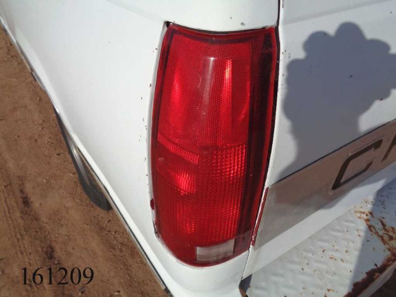 https://f005.backblazeb2.com/file/img-partshotlines-com/Inventory/EX44/Vehicle/14015_12.jpg