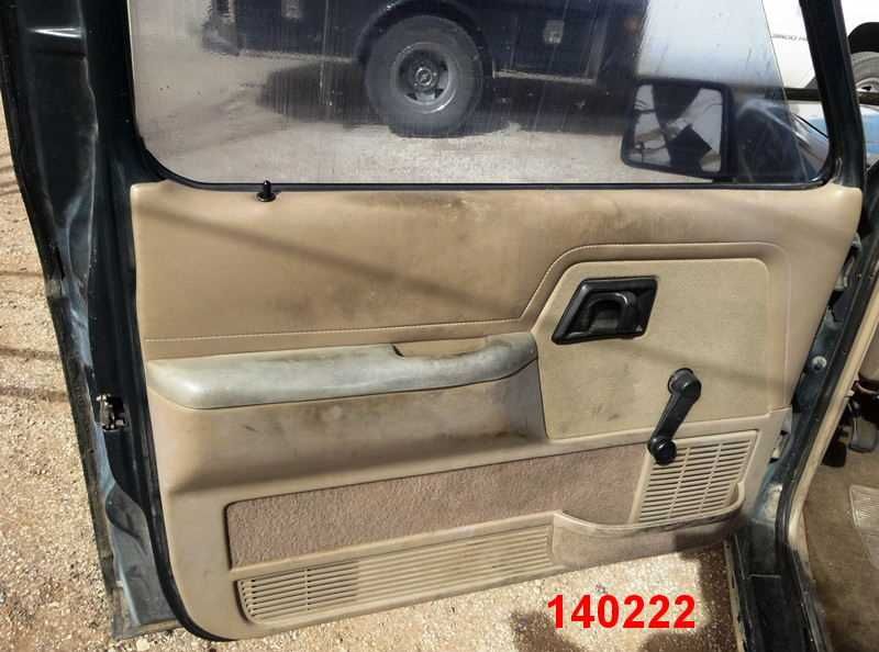 https://f005.backblazeb2.com/file/img-partshotlines-com/Inventory/EX44/Vehicle/14036_06.jpg