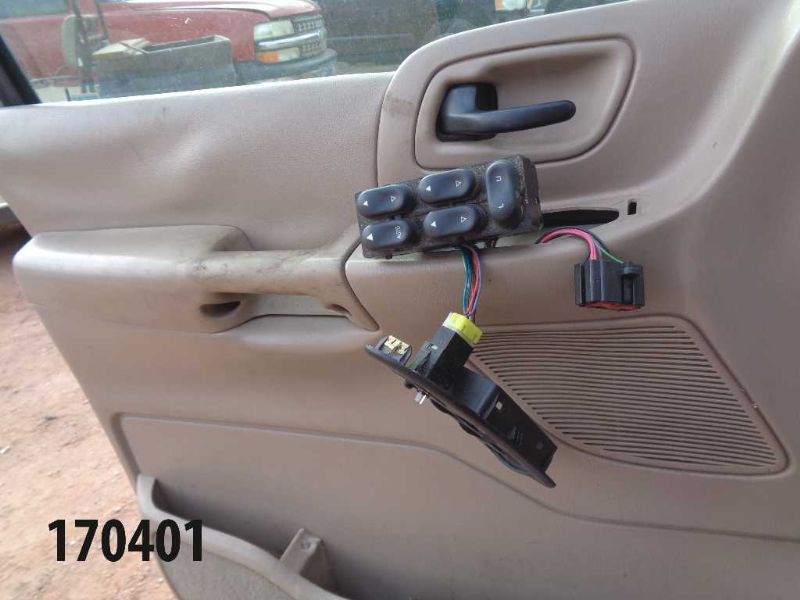 https://f005.backblazeb2.com/file/img-partshotlines-com/Inventory/EX44/Vehicle/14224_08.jpg