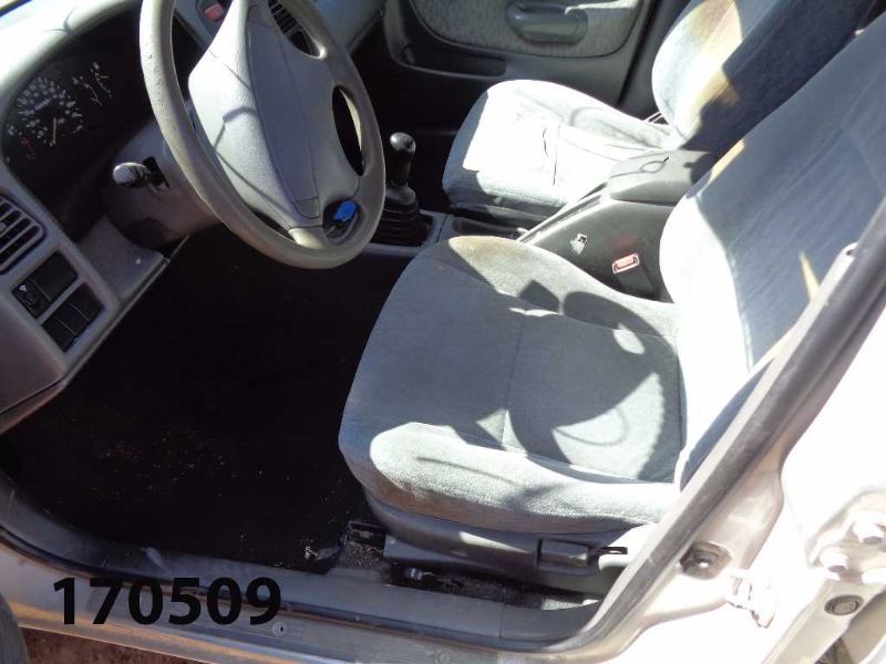 https://f005.backblazeb2.com/file/img-partshotlines-com/Inventory/EX44/Vehicle/14290_01.jpg