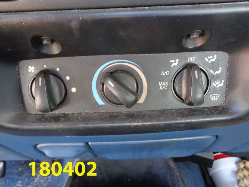 https://f005.backblazeb2.com/file/img-partshotlines-com/Inventory/EX44/Vehicle/14806_06.jpg