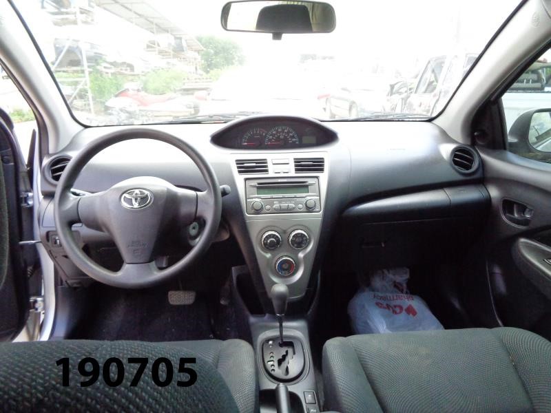 https://f005.backblazeb2.com/file/img-partshotlines-com/Inventory/EX44/Vehicle/15610_03.jpg