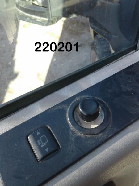 https://f005.backblazeb2.com/file/img-partshotlines-com/Inventory/EX44/Vehicle/16983_11.jpg