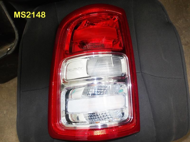 https://f005.backblazeb2.com/file/img-partshotlines-com/Inventory/EX44/Vehicle/17667_09.jpg
