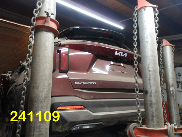 https://f005.backblazeb2.com/file/img-partshotlines-com/Inventory/EX44/Vehicle/18183_12.jpg