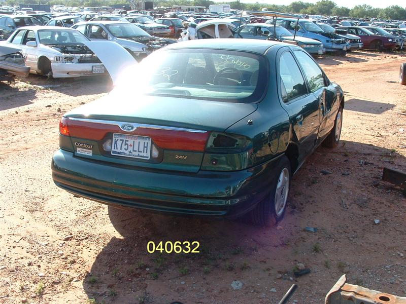 https://f005.backblazeb2.com/file/img-partshotlines-com/Inventory/EX44/Vehicle/4881_01.jpg