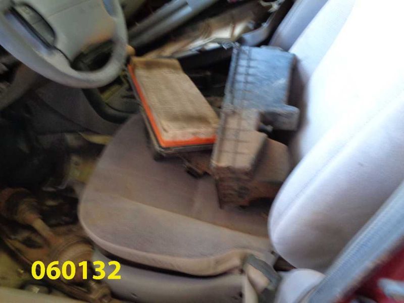 https://f005.backblazeb2.com/file/img-partshotlines-com/Inventory/EX44/Vehicle/5725_08.jpg
