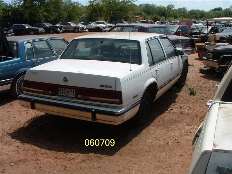 https://f005.backblazeb2.com/file/img-partshotlines-com/Inventory/EX44/Vehicle/5978_01.jpg