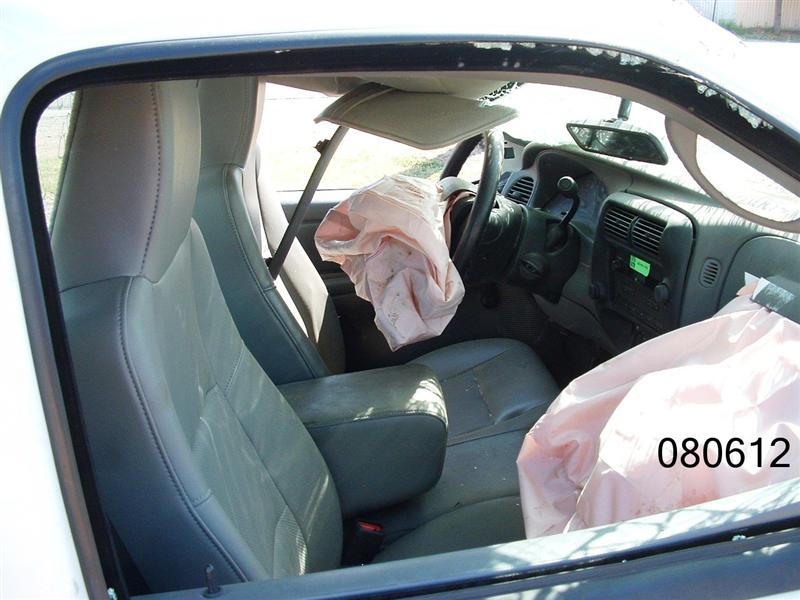 https://f005.backblazeb2.com/file/img-partshotlines-com/Inventory/EX44/Vehicle/6820_03.jpg