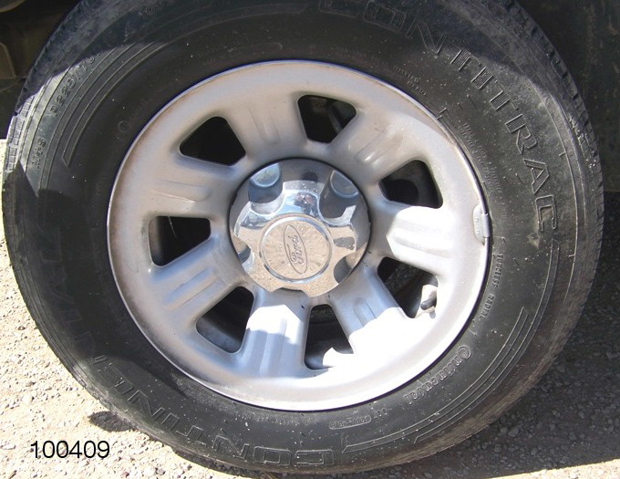 https://f005.backblazeb2.com/file/img-partshotlines-com/Inventory/EX44/Vehicle/8281_01.jpg