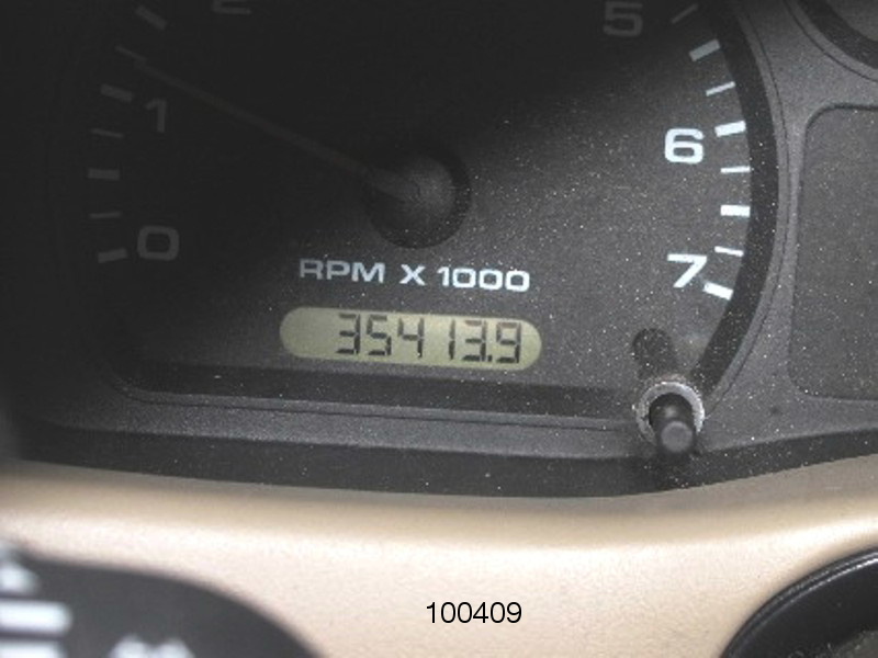 https://f005.backblazeb2.com/file/img-partshotlines-com/Inventory/EX44/Vehicle/8281_09.jpg