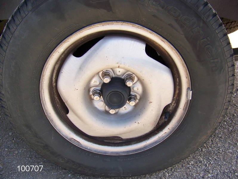 https://f005.backblazeb2.com/file/img-partshotlines-com/Inventory/EX44/Vehicle/8403_01.jpg