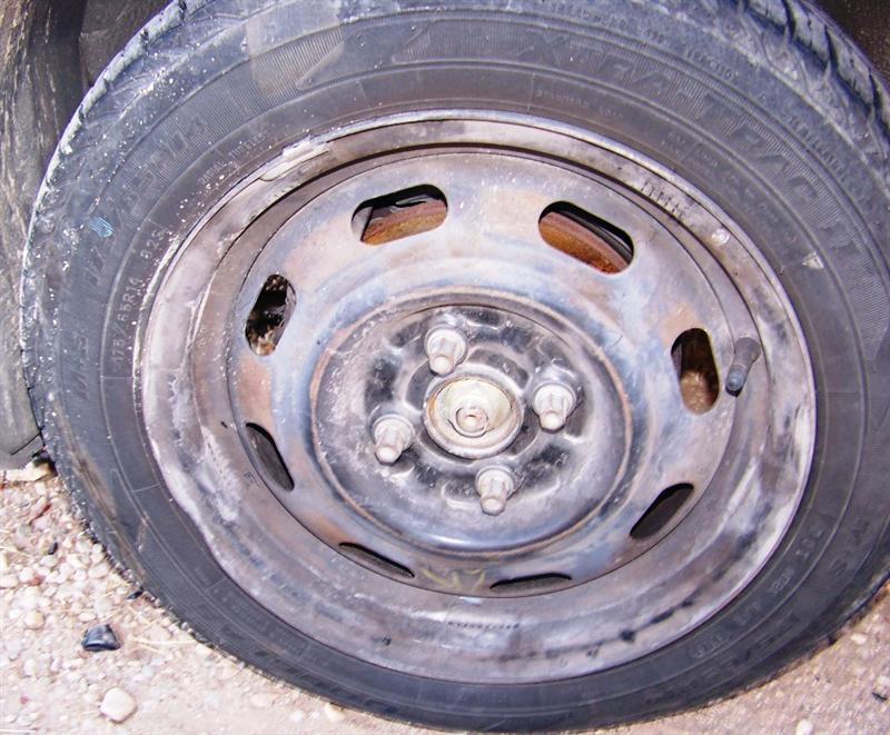 https://f005.backblazeb2.com/file/img-partshotlines-com/Inventory/EX44/Vehicle/8814_01.jpg