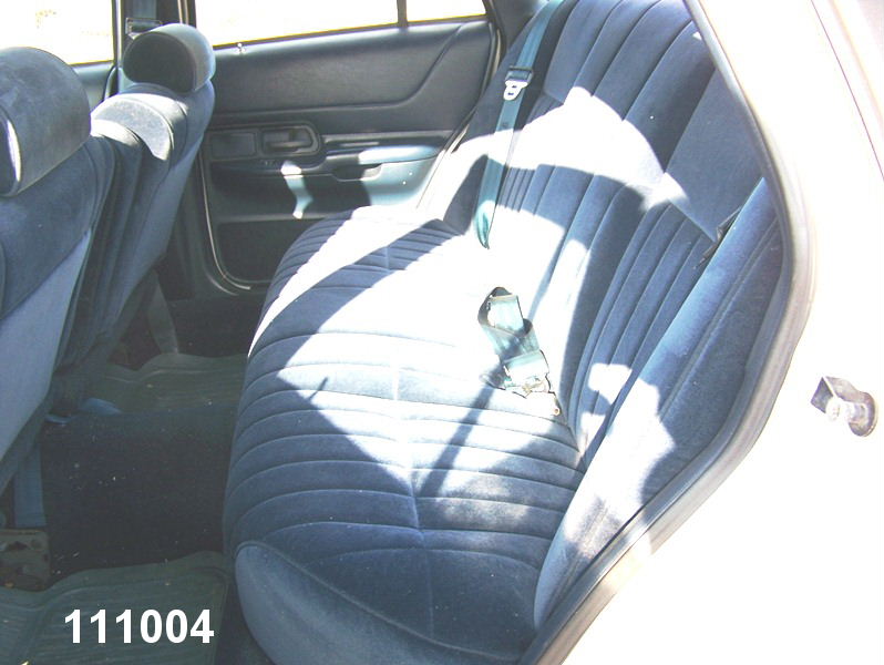 https://f005.backblazeb2.com/file/img-partshotlines-com/Inventory/EX44/Vehicle/9700_11.jpg