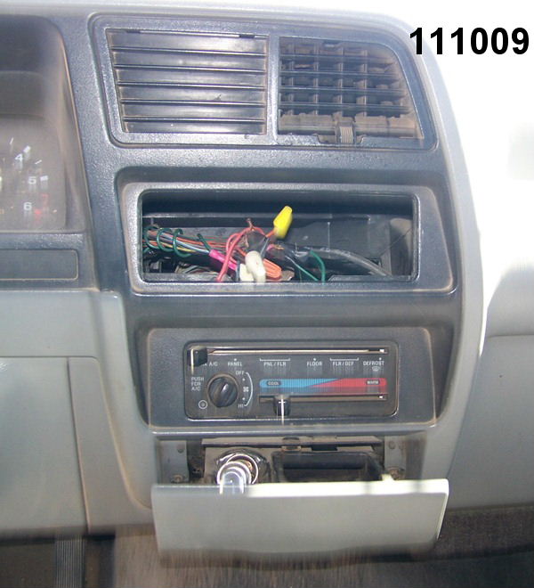 https://f005.backblazeb2.com/file/img-partshotlines-com/Inventory/EX44/Vehicle/9718_12.jpg
