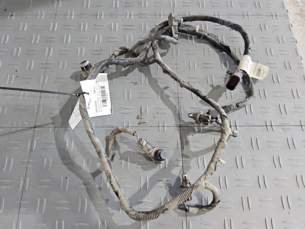 https://f005.backblazeb2.com/file/img-partshotlines-com/Inventory/EX441/Inventory/3561917_02.jpg