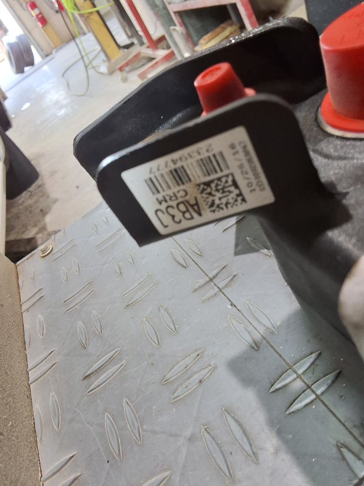 Inventory/3669258_02.jpg