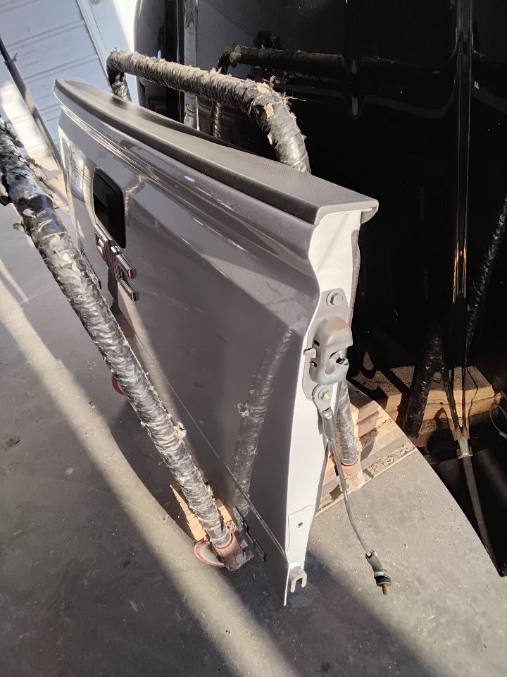 Inventory/3736158_05.jpg
