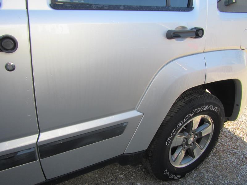 https://f005.backblazeb2.com/file/img-partshotlines-com/Inventory/EX441/Vehicle/164037_11.jpg