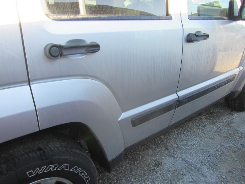 https://f005.backblazeb2.com/file/img-partshotlines-com/Inventory/EX441/Vehicle/164037_12.jpg
