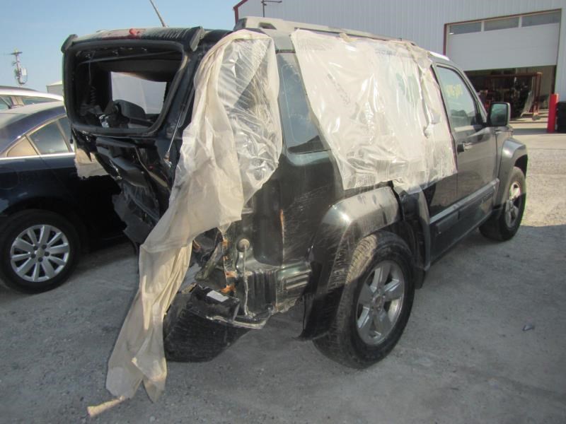 Vehicle/164895_03.jpg