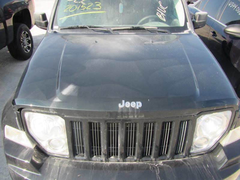 Vehicle/164895_08.jpg