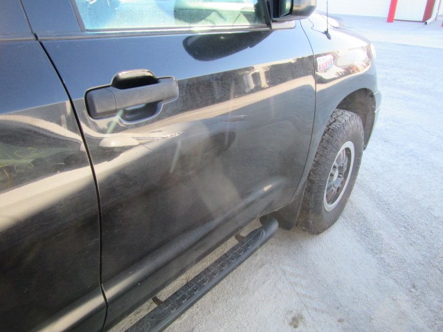 https://f005.backblazeb2.com/file/img-partshotlines-com/Inventory/EX441/Vehicle/168813_12.jpg