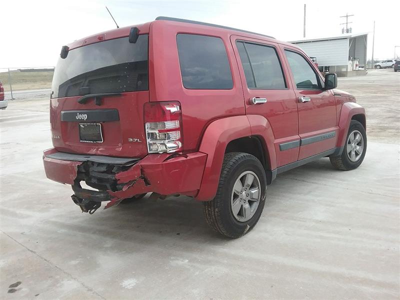 Vehicle/189152_03.jpg