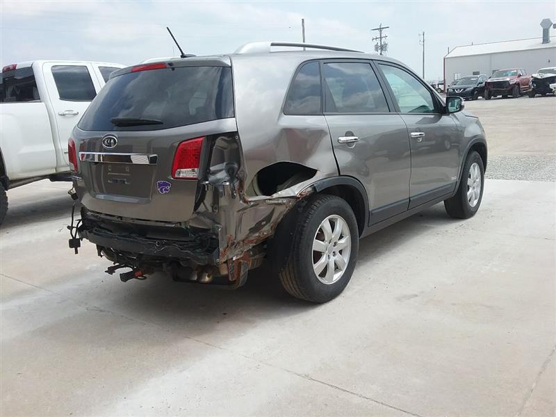 https://f005.backblazeb2.com/file/img-partshotlines-com/Inventory/EX441/Vehicle/191903_03.jpg