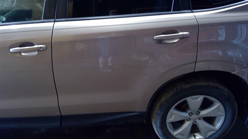 Vehicle/192953_10.jpg