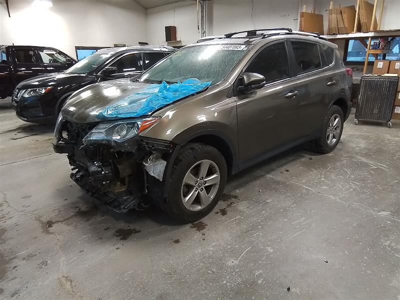 https://f005.backblazeb2.com/file/img-partshotlines-com/Inventory/EX441/Vehicle/216104_01.jpg