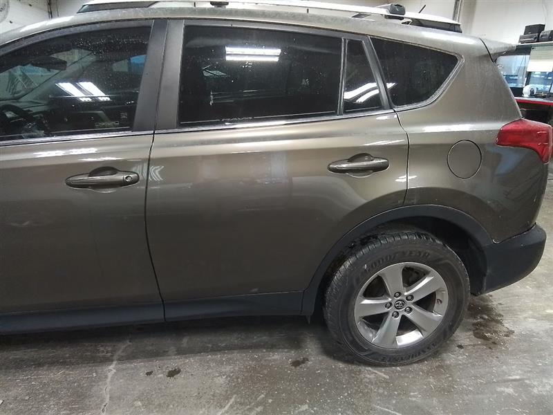 https://f005.backblazeb2.com/file/img-partshotlines-com/Inventory/EX441/Vehicle/216104_08.jpg