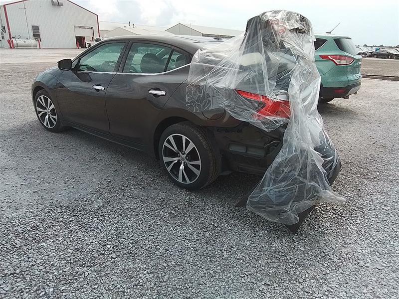https://f005.backblazeb2.com/file/img-partshotlines-com/Inventory/EX441/Vehicle/216928_02.jpg
