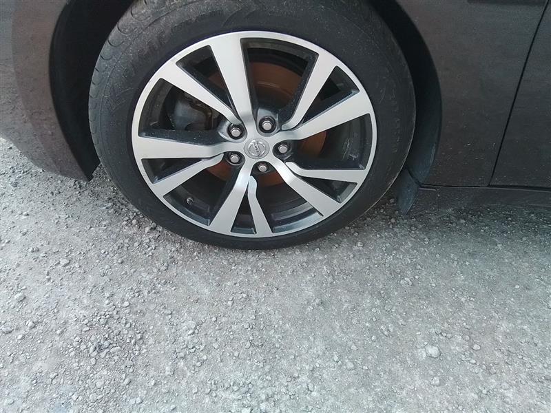 https://f005.backblazeb2.com/file/img-partshotlines-com/Inventory/EX441/Vehicle/216928_06.jpg