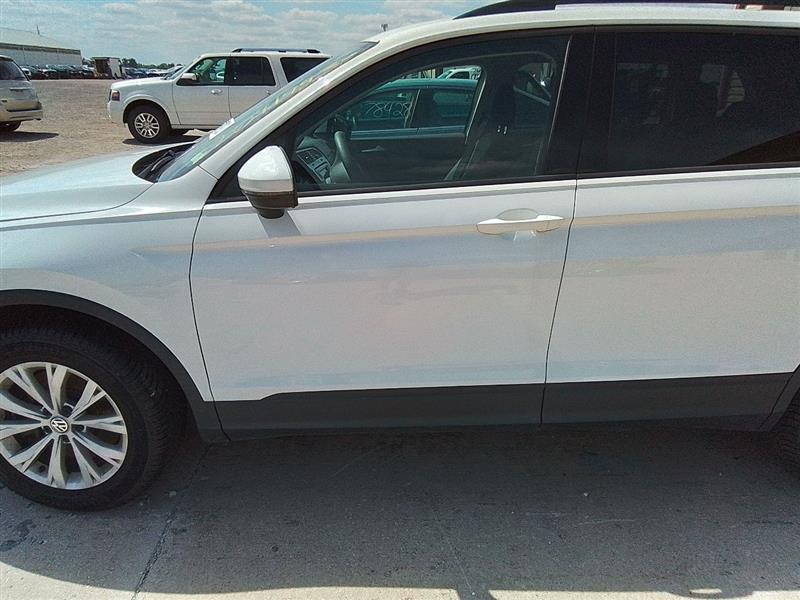 Vehicle/219467_10.jpg