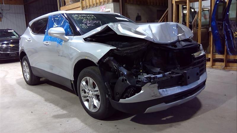 Vehicle/226334_04.jpg
