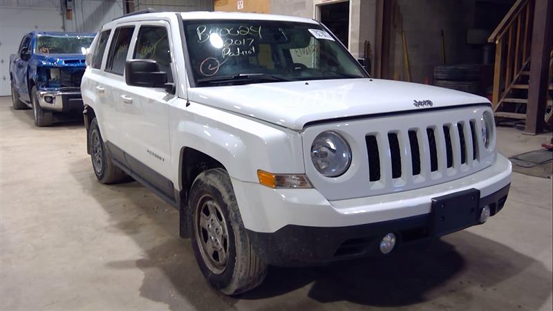 Vehicle/228982_04.jpg