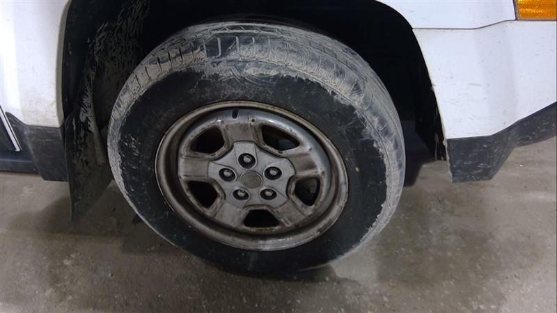 Vehicle/228982_08.jpg