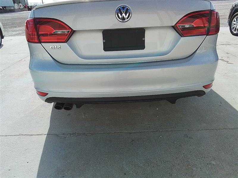 Vehicle/229444_12.jpg