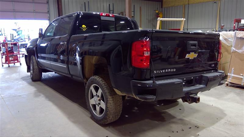 Vehicle/232210_02.jpg