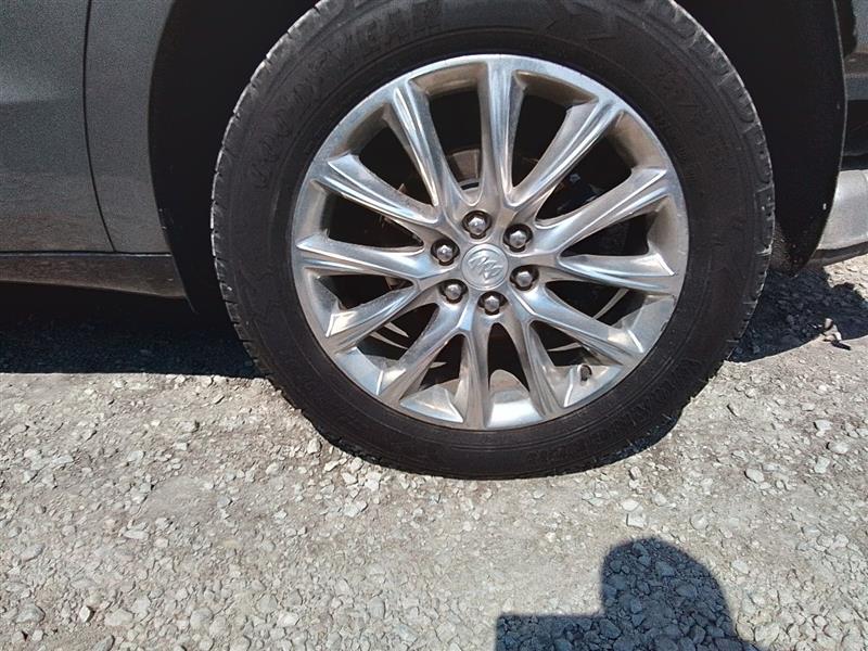 Vehicle/232426_06.jpg