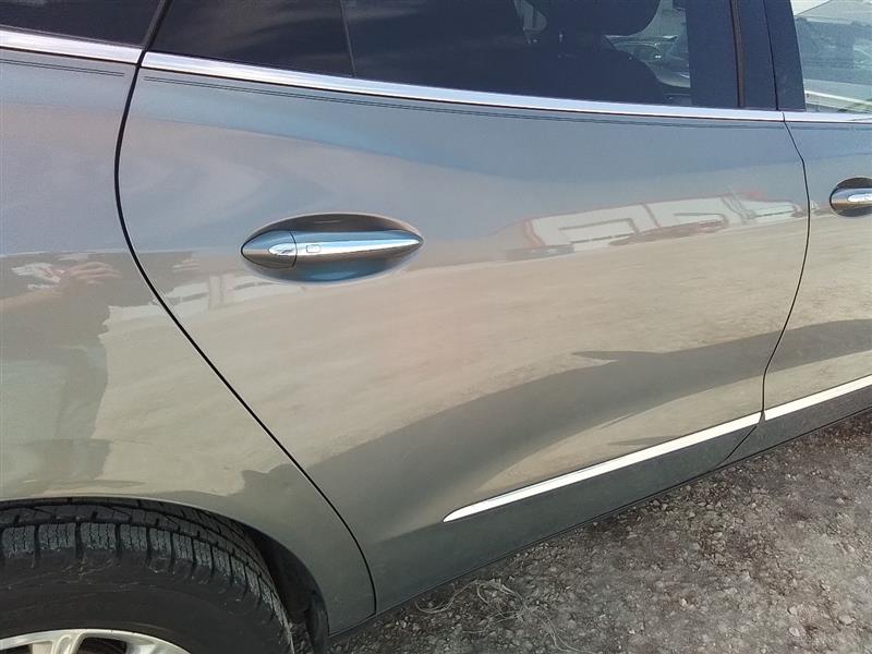 Vehicle/232426_10.jpg