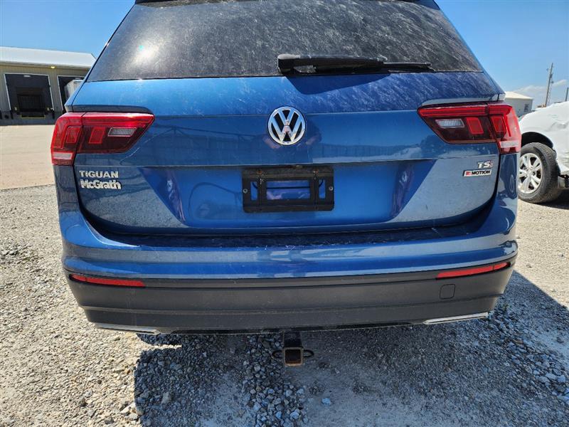 Vehicle/235708_12.jpg